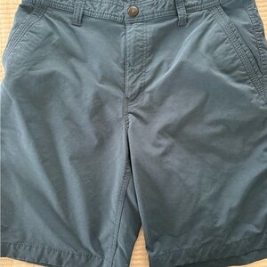 G.H. Bass & Co. Men's Blue Flat Front Shorts